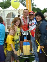 2009: Ironman Zürich 1. Rang AK 45, 9Std 12', Qualifikation für Ironman Hawaii ist geschafft... feiern mit Familie und Freunden...